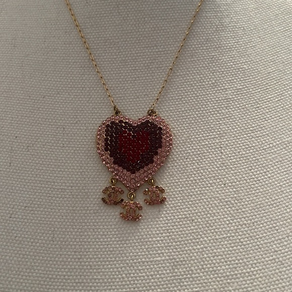 Chanel Pink Heart Pendant Necklace - Picture 2 of 9